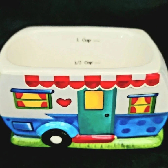 LTD COMMODITIES Pair Travel Campers of Measuring Cups - Picture 3 of 5